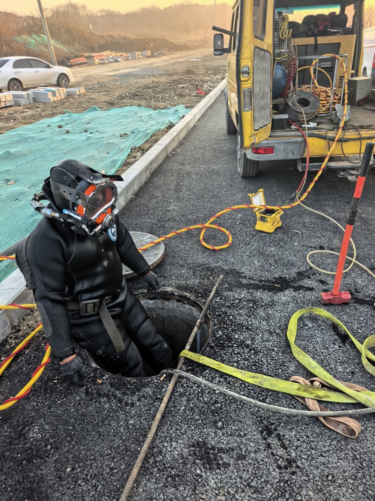 潛水封堵，潛水堵球，蛙人潛水堵漏