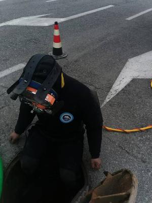 沈阳潜水堵漏、沈阳潜水堵球、潜水封堵、潜水砌墙、水下切割、水下制模、潜水检查、潜水摸排、水下焊接、潜水安装、潜水维修